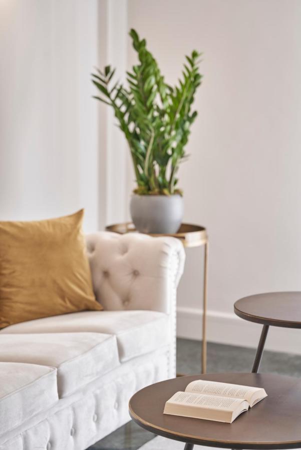 Chic N Bright 3Bd Apt With Hilton View Atene Esterno foto
